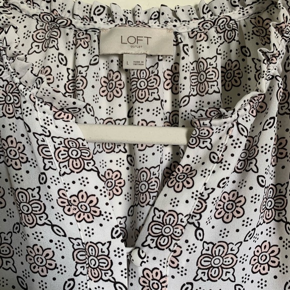 LOFT Outlet Button Detail Sleeveless Top - Picture 2 of 5